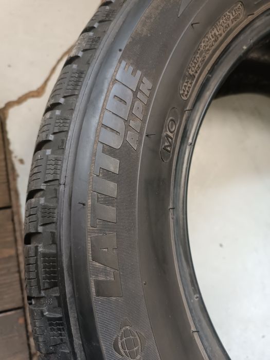 255/55R18 Michelin Latitude Alpin