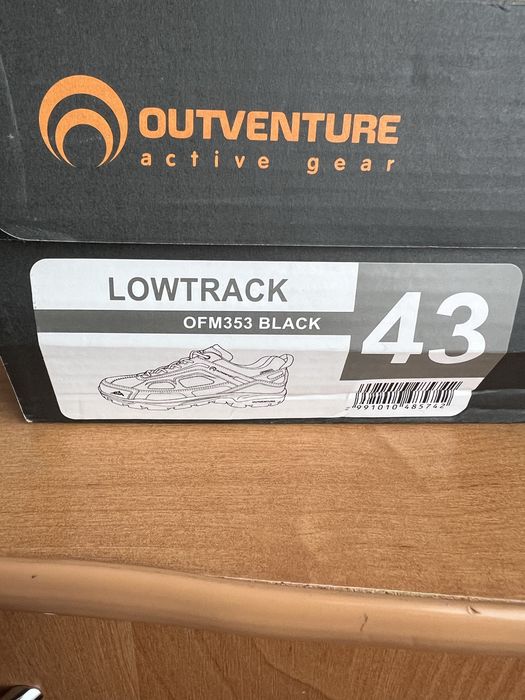 Кросівки напівчеревики для туризму OUTVENTURE LOWTRACK, 43 розмір