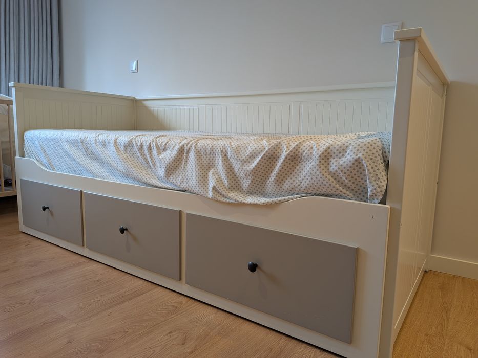 Cama Hemmes + 2 colchões