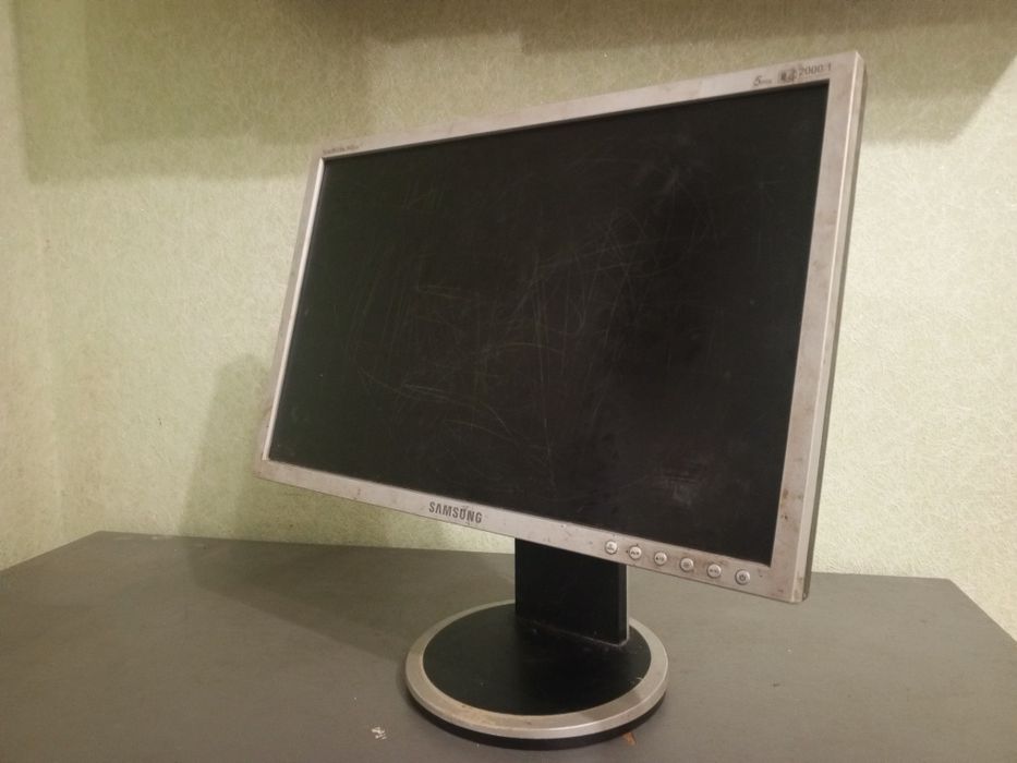 Монітор Samsung Syncmaster 940BW plus