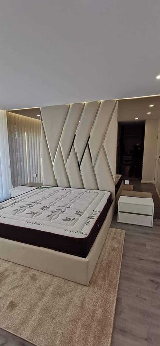 Quarto casal cabeceira ao teto - NOVO - FABRICA
