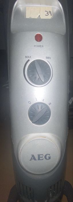 Aquecedor / Radiador a Óleo AEG 2000W – Cinzento (Excelente Estado)