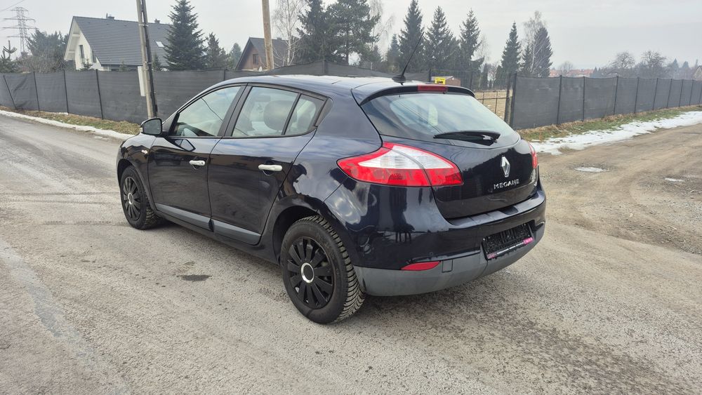 Sprzedam renault megane 3 2010 1.5dci super stan sprowadzony