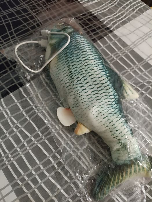 Іграшка риба електронна для тварин.