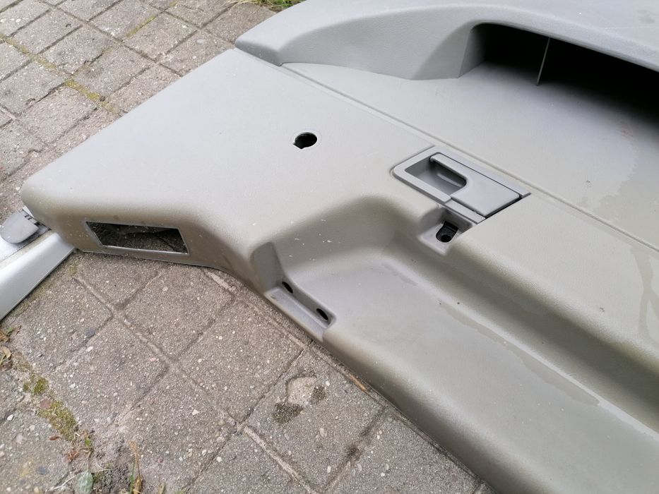 Transporter t4 lift caravelle multivan tapicerki drzwi wnętrze komplet