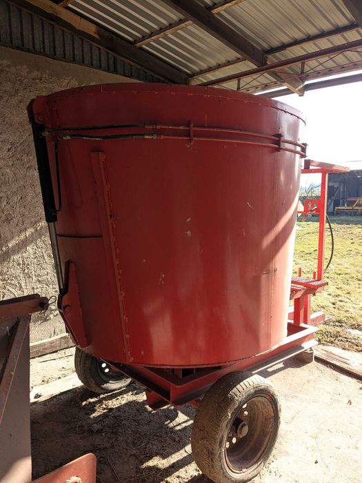 Wóz paszowy/paszowóz 3m³