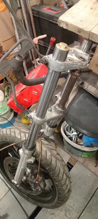 Suzuki Bandit 400 (97 год) разборка (апгрейд на 250-ку)