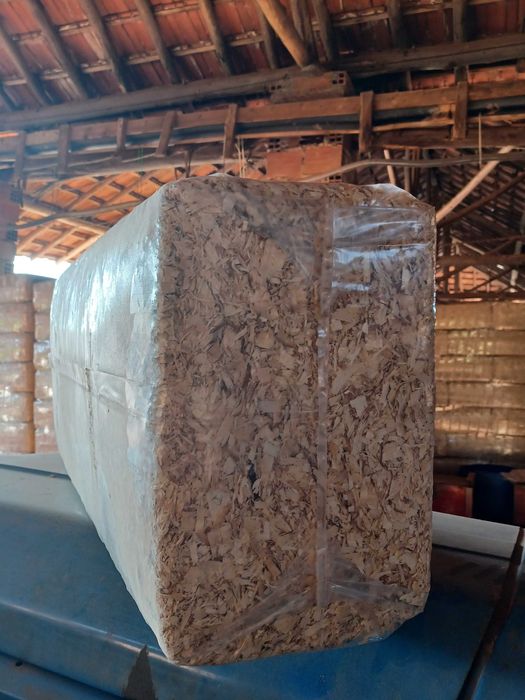 Fardos aparas para camas animais