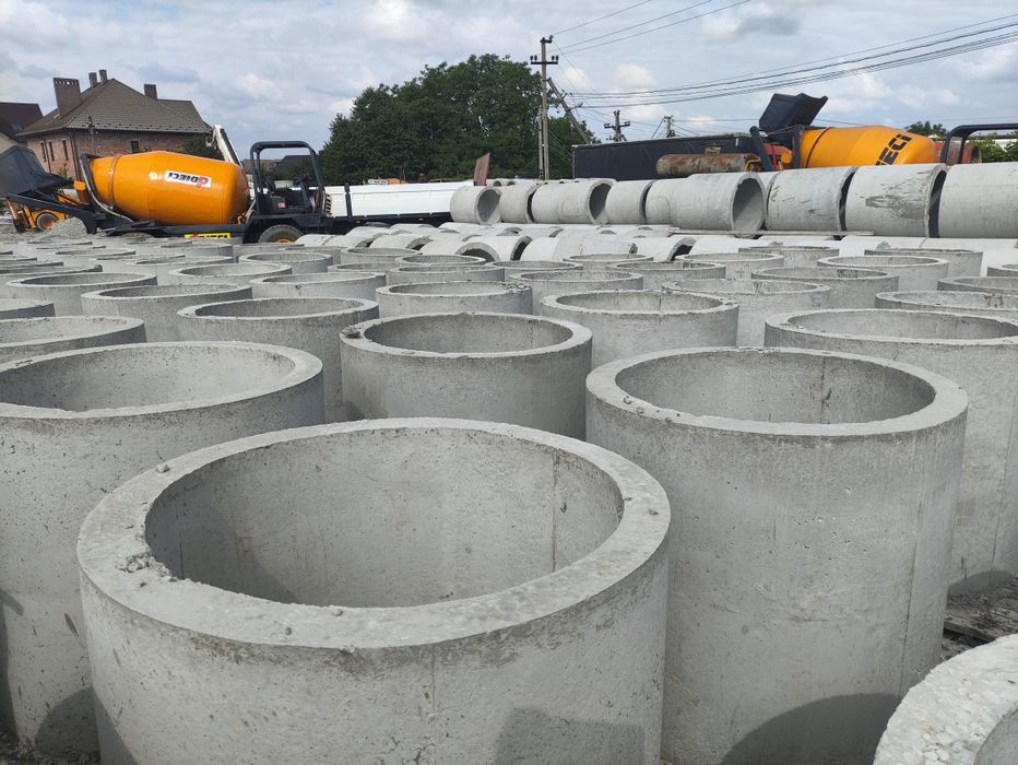 Продаж залізобетонних кілець та плит різних розмірів