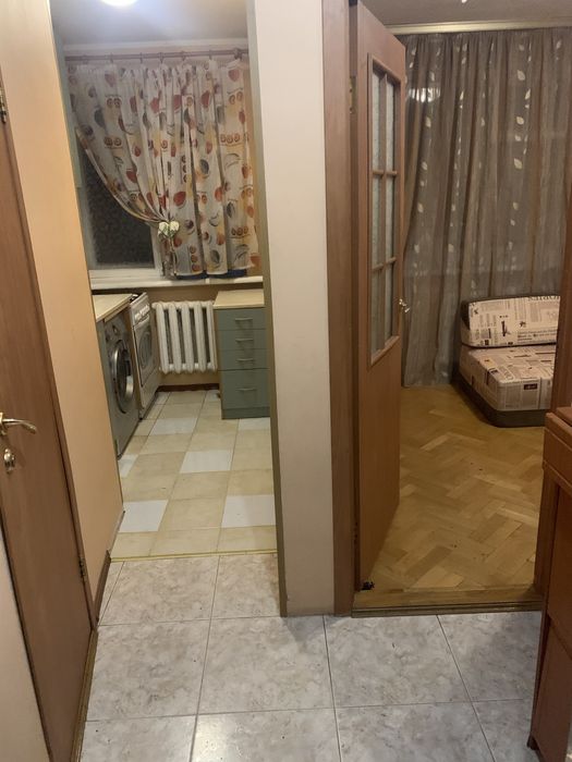 Квартира на Правому березі. Куренівка. Є-відновлення