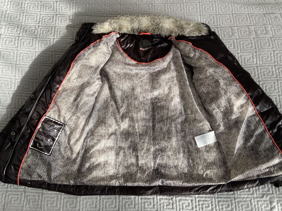 Жіноча зимова курточка коричневого кольору(Німеччина)