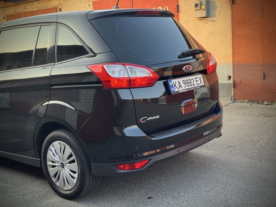Ford Grand C-Max 2017 VIN WF0WXXGCEWHB28682 фото оголошення 11 з 24