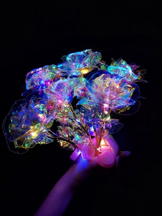 Świecąca róża błyszcząca