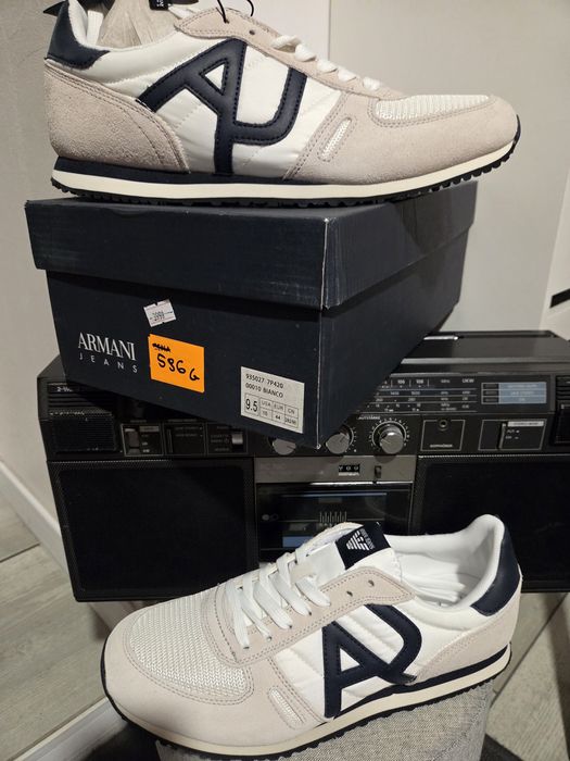 Meskie buty Armani rozm 44 jasne