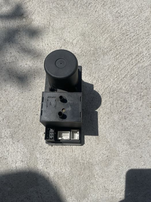 Modulo confort / bomba vacuo audi a3 8l