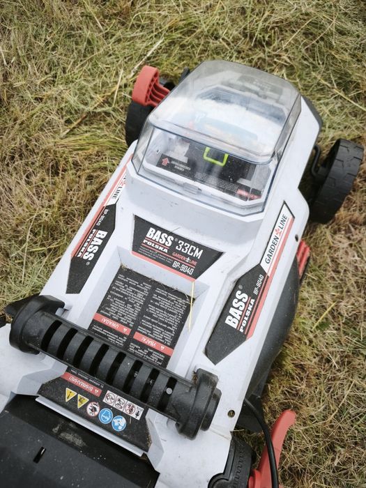 Kosiarka elektryczna firmy  Bass polska