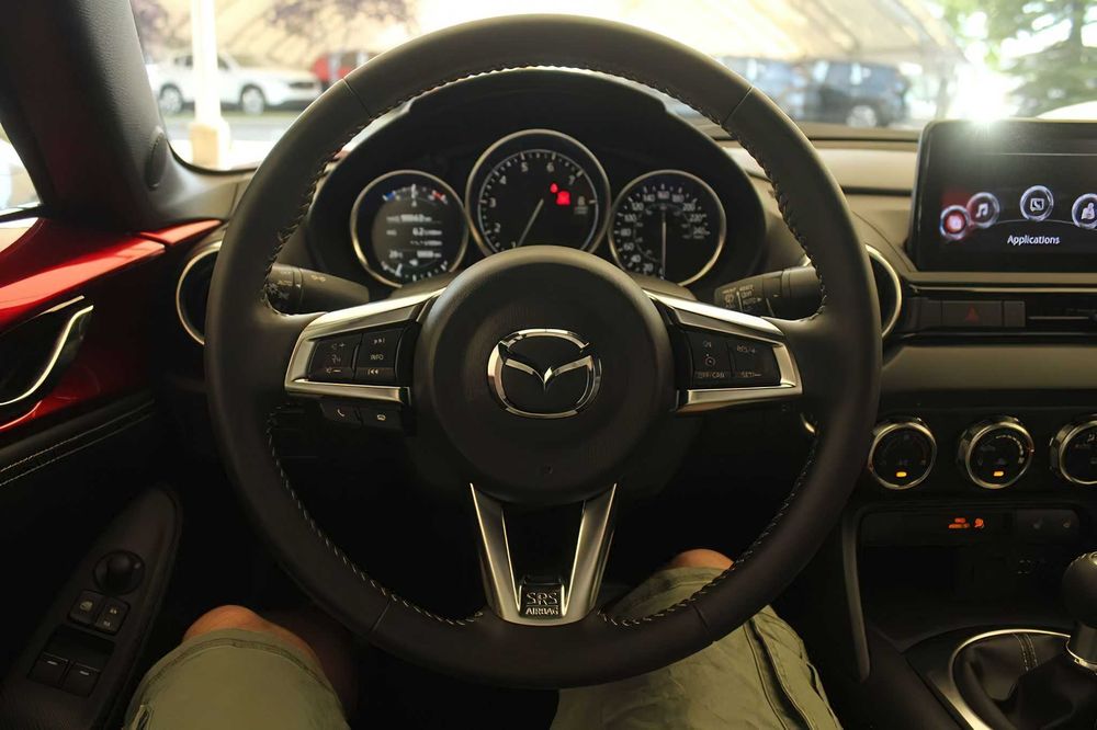 Mazda MX-5 Miata GT      2021
