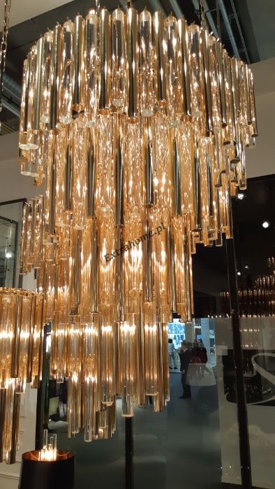 Kryształowy żyrandol w stylu GLAMOUR Vittoria H67x67cm