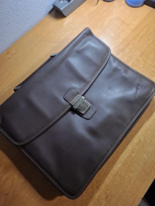 Мужской кожаный портфель Gerald Henon Signe Le Ciur