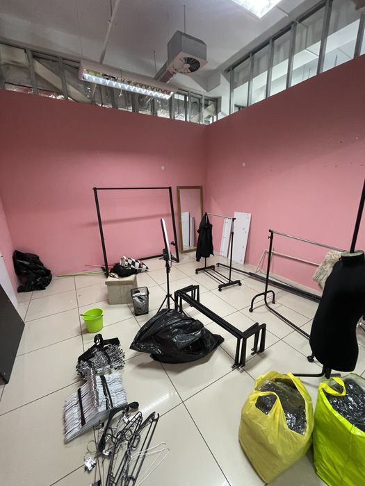 Продам торгове обланення для магазину одягу