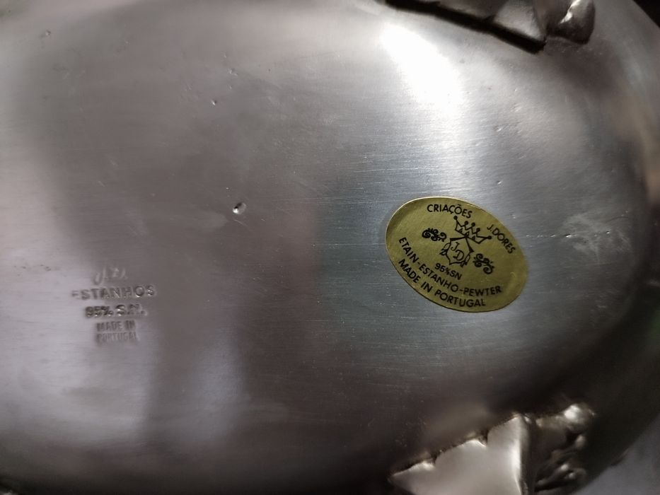 Terrina em estanho