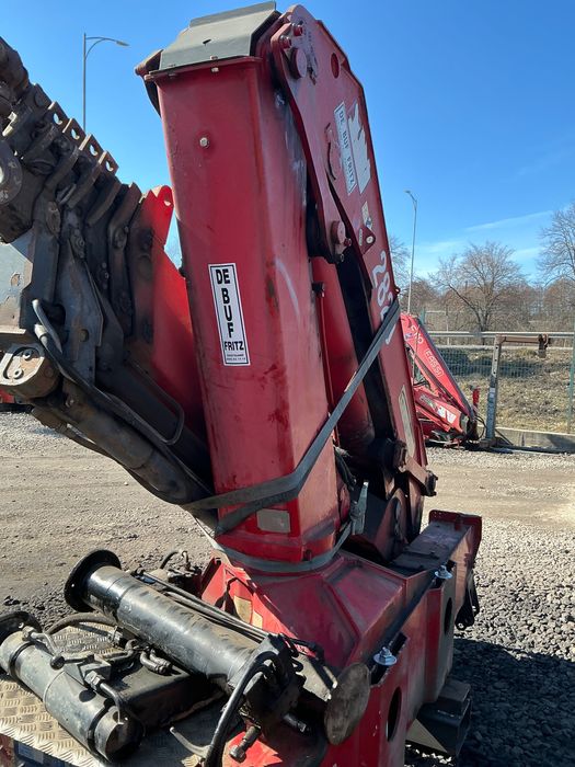 Кран маніпулятор HMF 2824/6