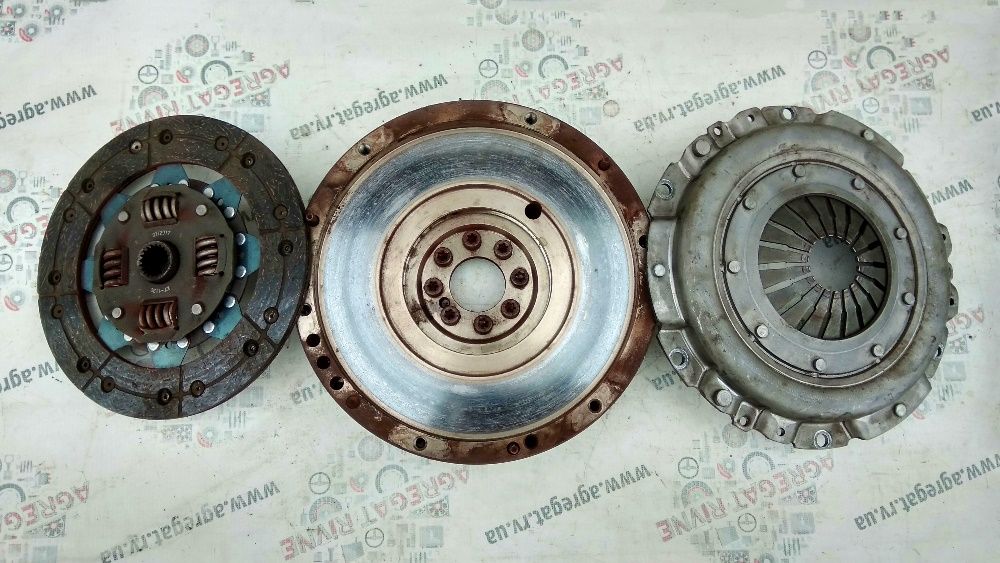 Демпфер щеплення Корзина Маховик Диск 1,3 1.9 D JTD Fiat Doblо Добло