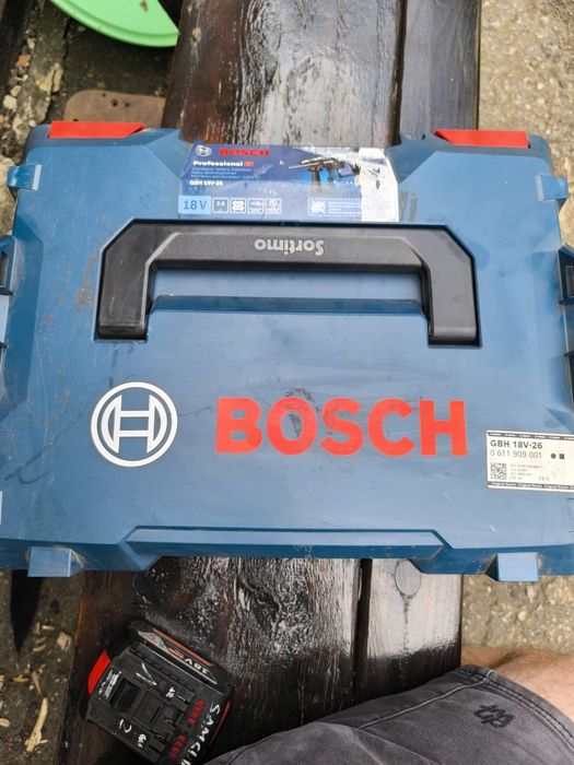 Перфоратор Bosch gbh 18 v-26 бу