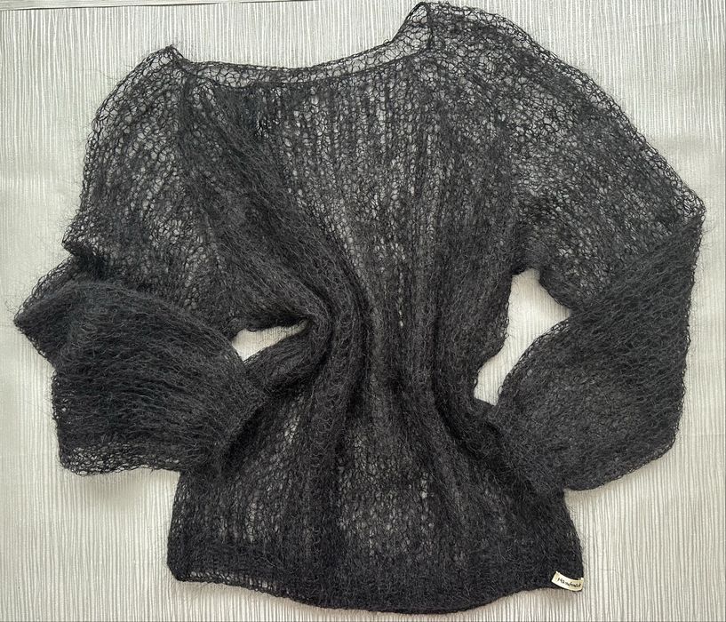 Светрик ручної роботи. Ніжна «Павутинка»