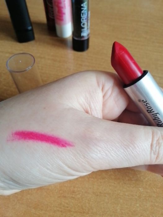 Помады Lorena, Ruby Rose, Party Lips, матовый яркий цвет