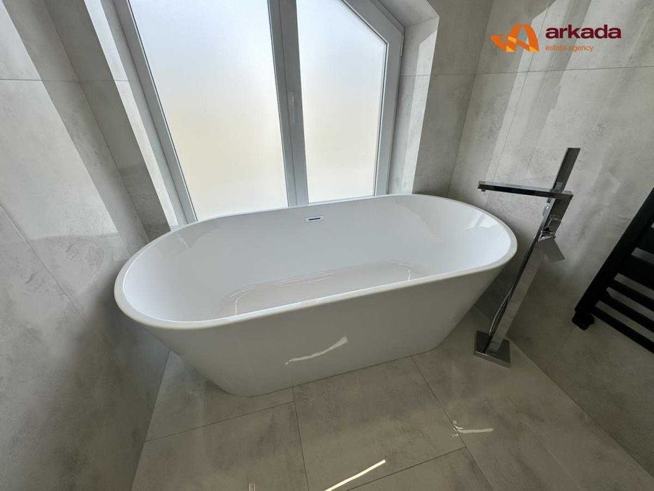 Продаж. Будинок з сучасним ремонтом. Івано-Франківськ. Крихівці