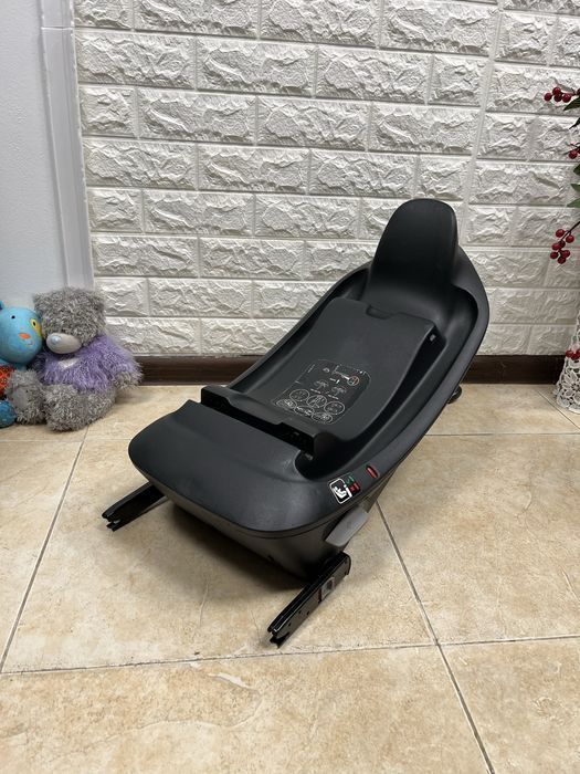 База для автокрісел Cybex Base One База Платформа Isofix