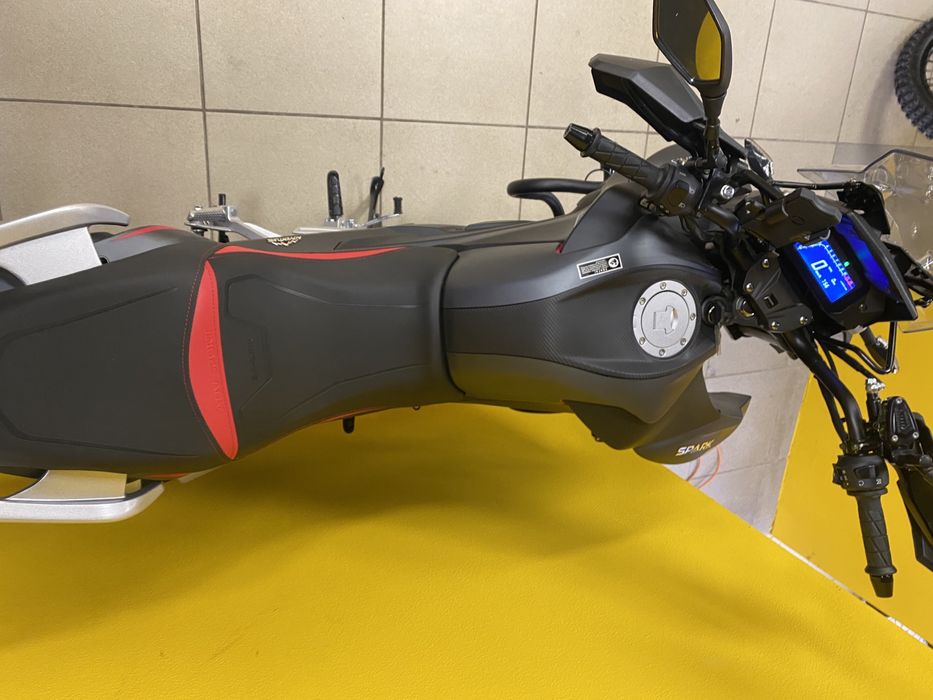 Мотоцикл SPARK SP300T-4