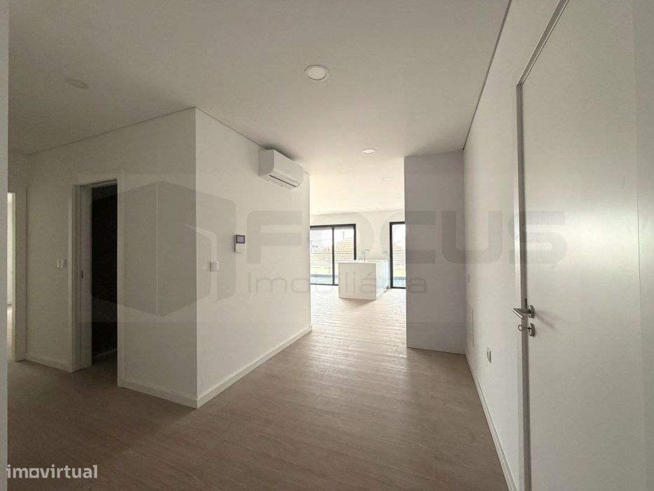 Novidade no mercado !!! Apartamento T2 +1 com 2 SUITES Aveiro / Esg...