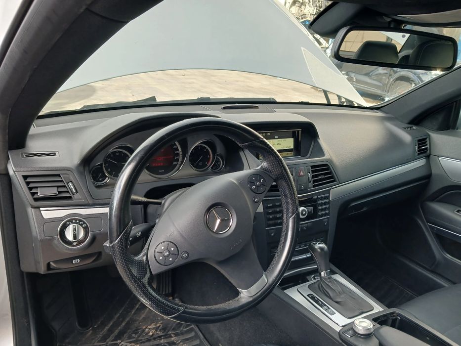 Para peças MERCEDES-BENZ Classe E Coupé (C207)