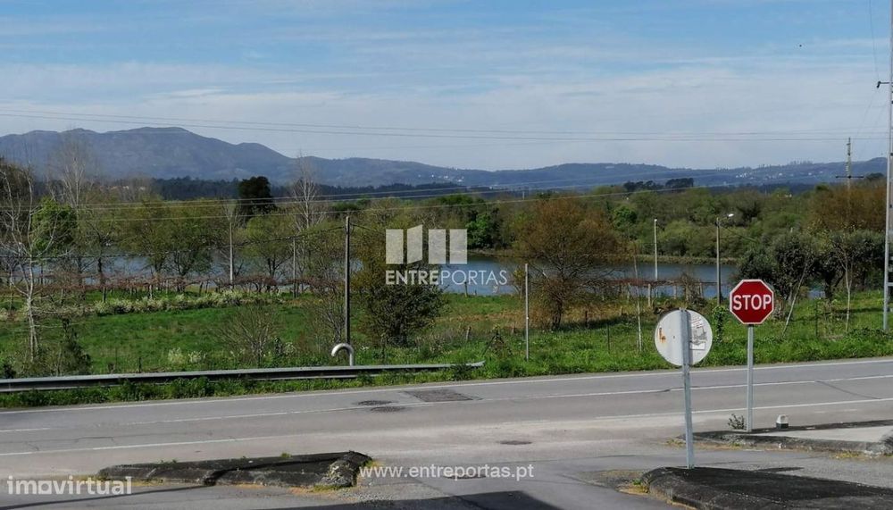 Venda de lote para construção, Moreira Geraz do Lima, Viana do Caste — São Miguel Do Rio Torto E Rossio Ao Sul Do Tejo, Santarém
