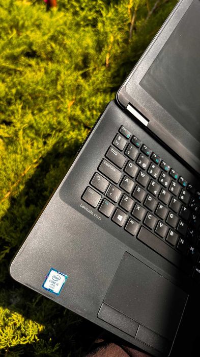 Dell Latitude E7270 Intel Core i5-6300U 8GB DDR4 SSD 128GB 12.2"  SIM