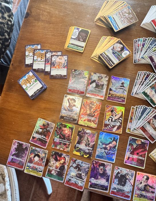 Lote  one piece cerca de 1000 cartas