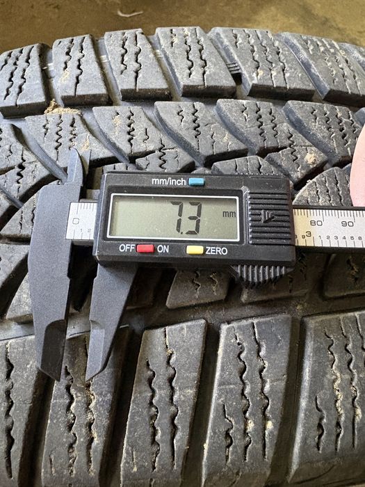 Шини зимові Goodyear UltraGrip Performance gen1 205/55/r16