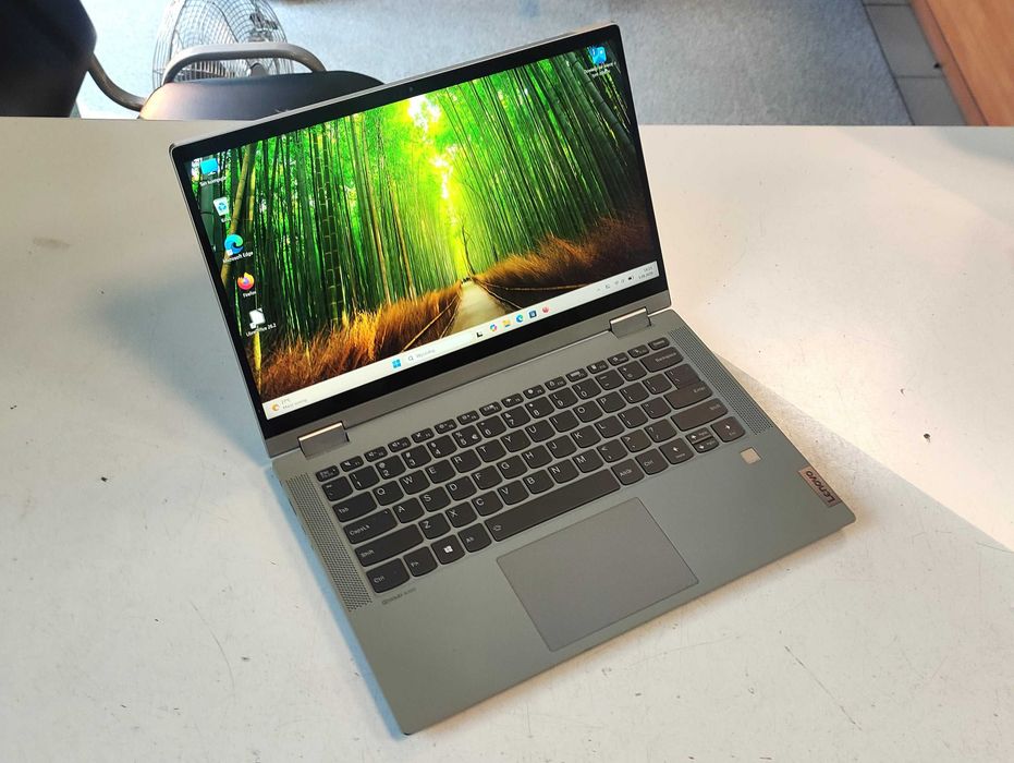 Laptop Lenovo 2w1 Ryzen 3 5300U, 8GB, SSD 256GB dotykowa matryca 14"obrotowa