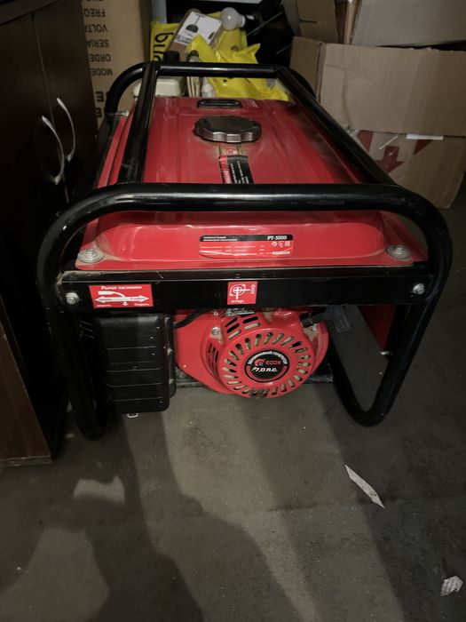 Бензо генератор 2,5 кВт. 220 В