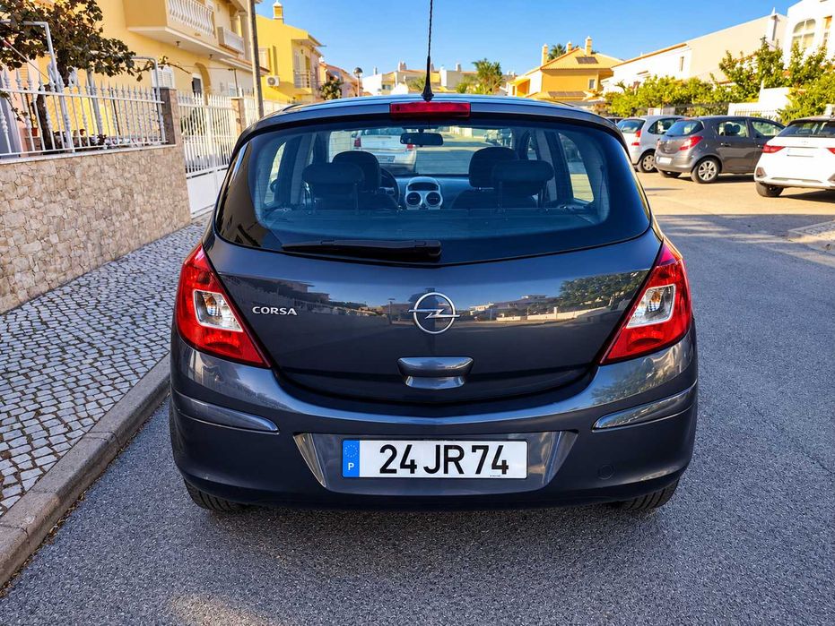 Opel Corsa D 2010 54.000 Kms Bom Estado