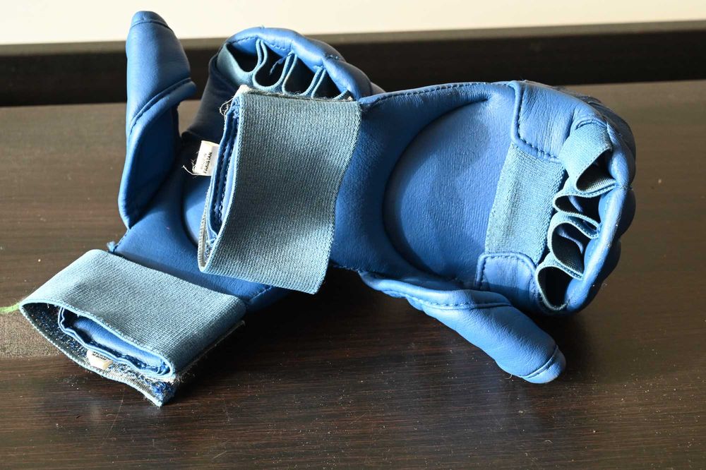 Luvas azuis Tagoya COMO NOVAS