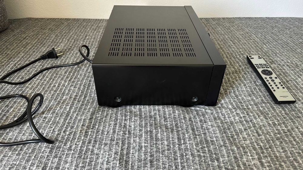Onkyo A-9030 – Amplificador estéreo integrado – Excelente estado