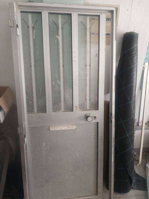 Porta aluminio  80×1,90
