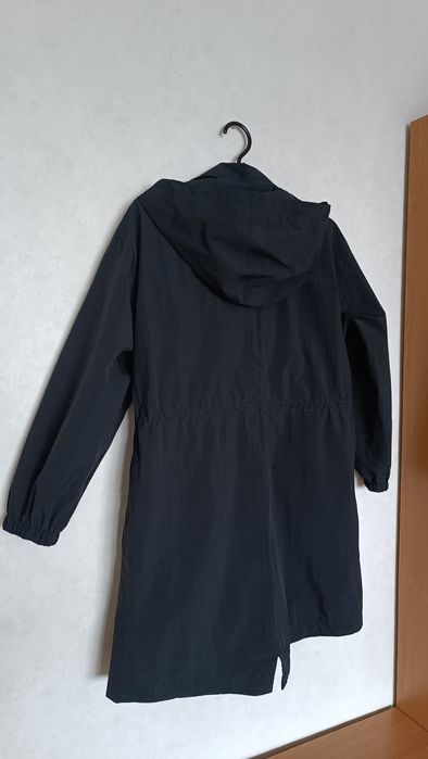 Демісезонна / вітровка