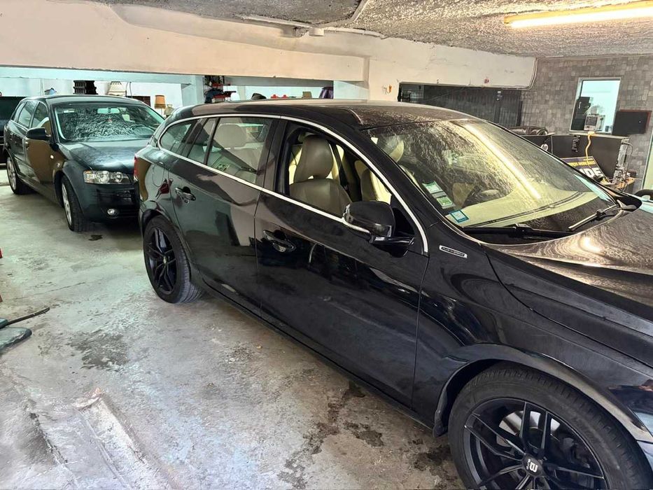 Garage Para varios carros ou como depósito