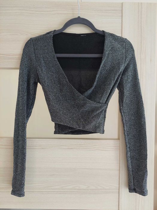 Błyszcząca dopasowana bluzka