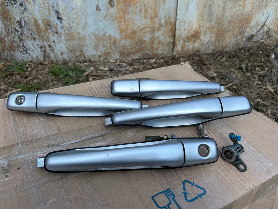 Зовнішні ручки дверей Mitsubishi Lancer 9 2006 1.6