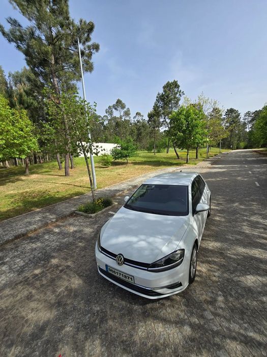 VW Golf 1.6 TDI Confortline